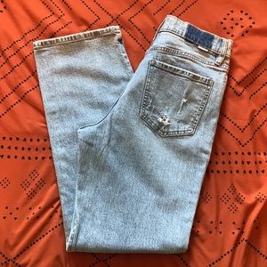 Brand: Daze
Color: Medium Denim
Size: 29